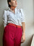 Pantalon largo color vinotinto para mujer bota recta con diseño de linea minimalistas