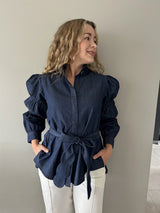 BLUSA DENIM CON LAZO DESMONTABLE
